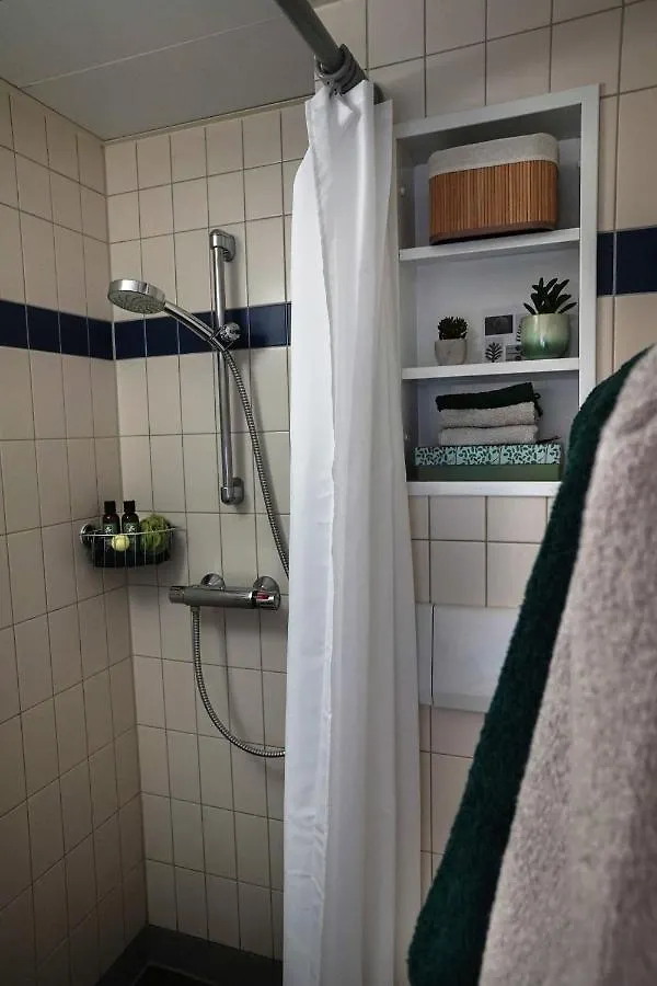 Rcadia Gaming House Bed & Breakfast Hamburg