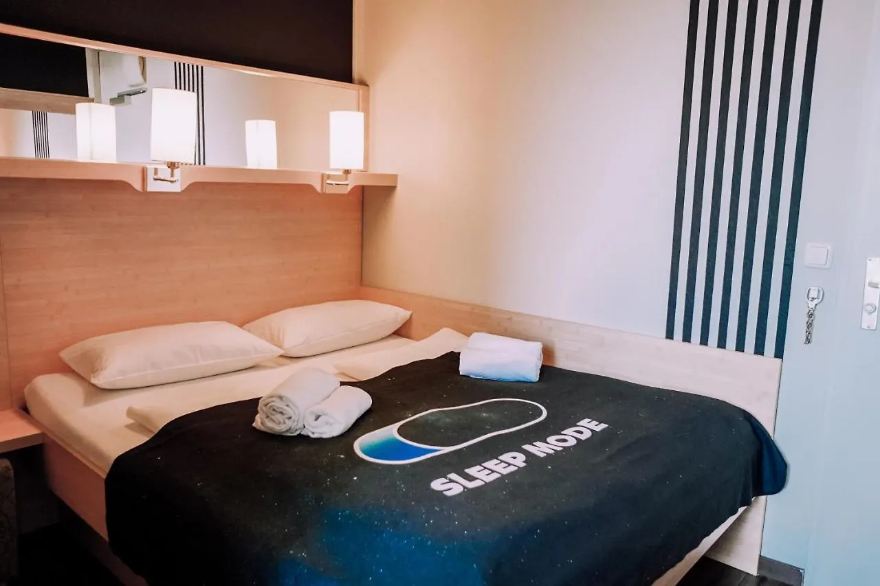 Rcadia Gaming House Bed & Breakfast Hamburg