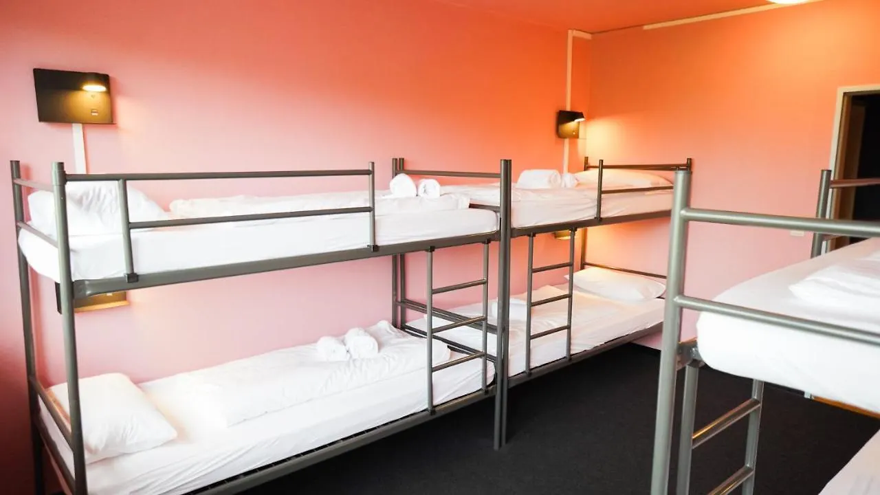 Rcadia Gaming House Bed & Breakfast Hamburg