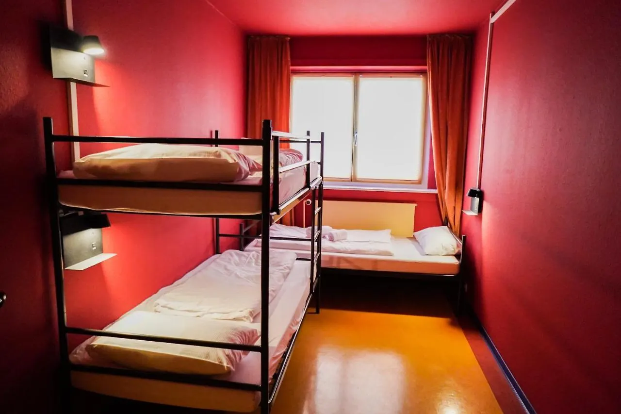 Rcadia Gaming House Bed & Breakfast Hamburg Almanya